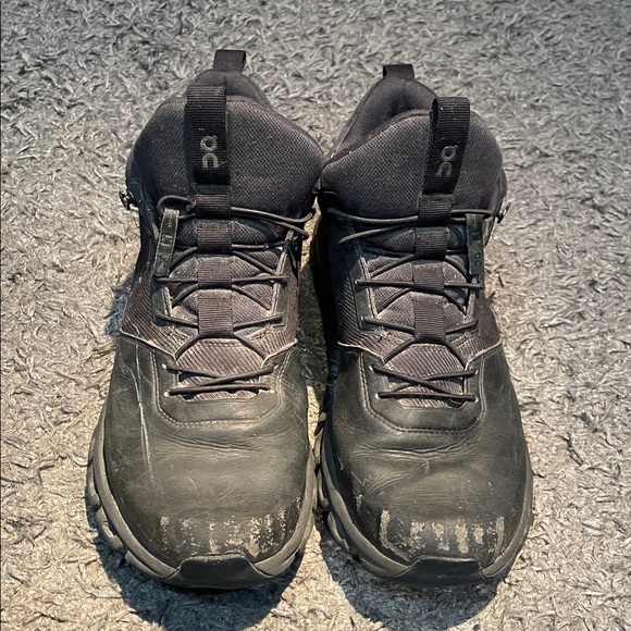On running cloud hi waterproof